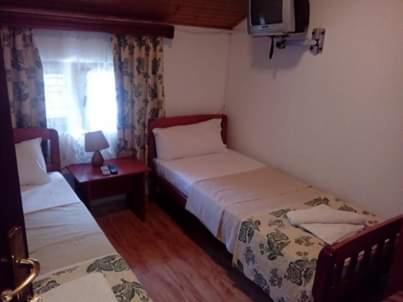 Pansion Mimoza 2* Herceg Novi
